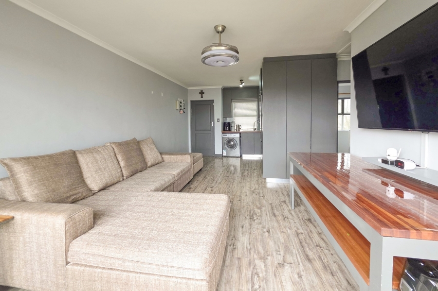 2 Bedroom Property for Sale in Sonstraal Heights Western Cape